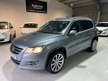 Used Volkswagen Tiguan 2010 for sale - 77529437: Photo