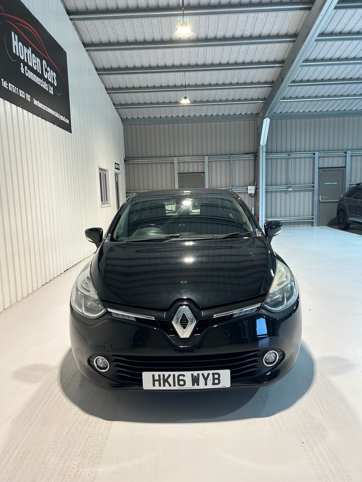 Used Renault Clio 2016 for sale - 76948603: Photo 6