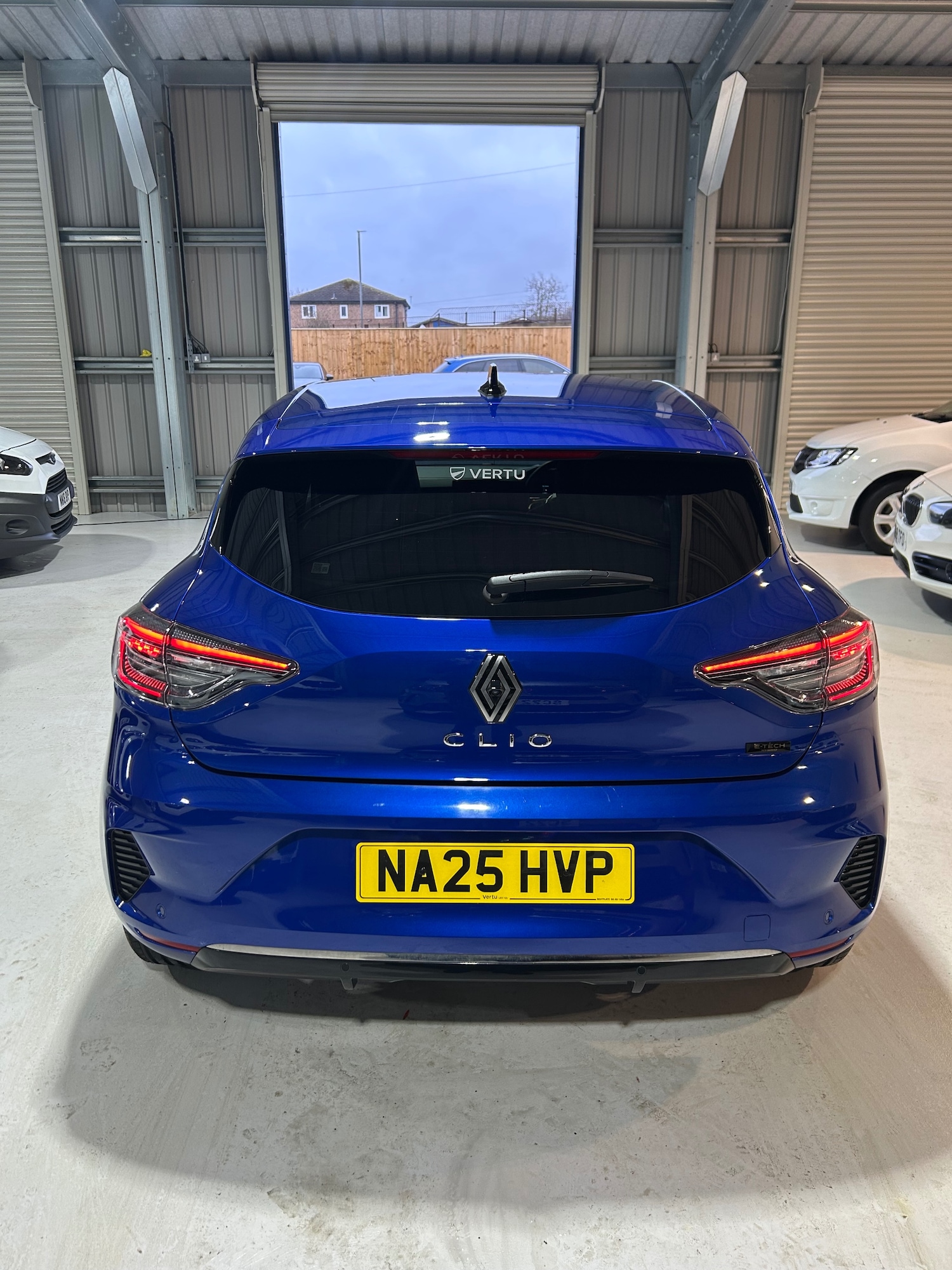 Used Renault Clio 2025 for sale - 77276856: Photo 2