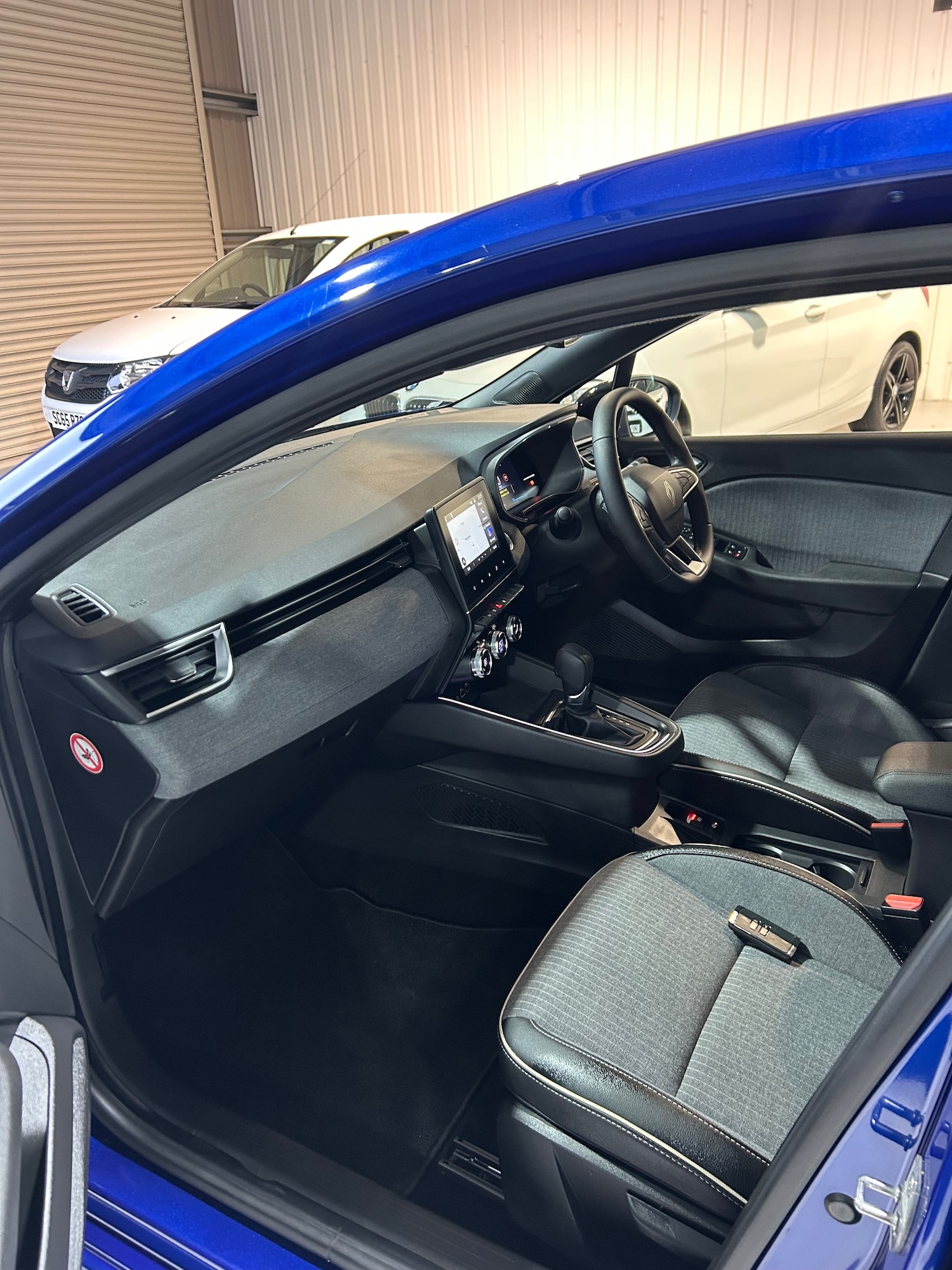 Used Renault Clio 2025 for sale - 77276856: Photo 7