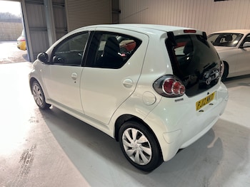 Used Toyota AYGO 2012 for sale - 77236957: Photo