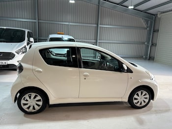 Used Toyota AYGO 2012 for sale - 77236957: Photo