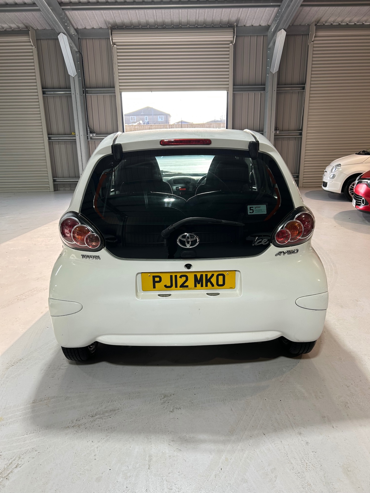Used Toyota AYGO 2012 for sale - 77236957: Photo 7