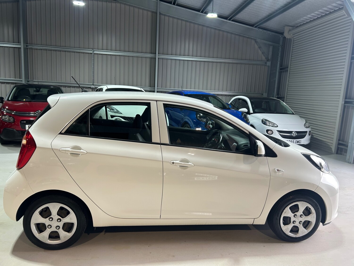 Used Kia Picanto 2017 for sale - 78131545: Photo 6