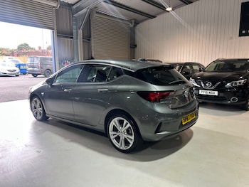 Used Vauxhall Astra 2017 for sale - 79042967: Photo