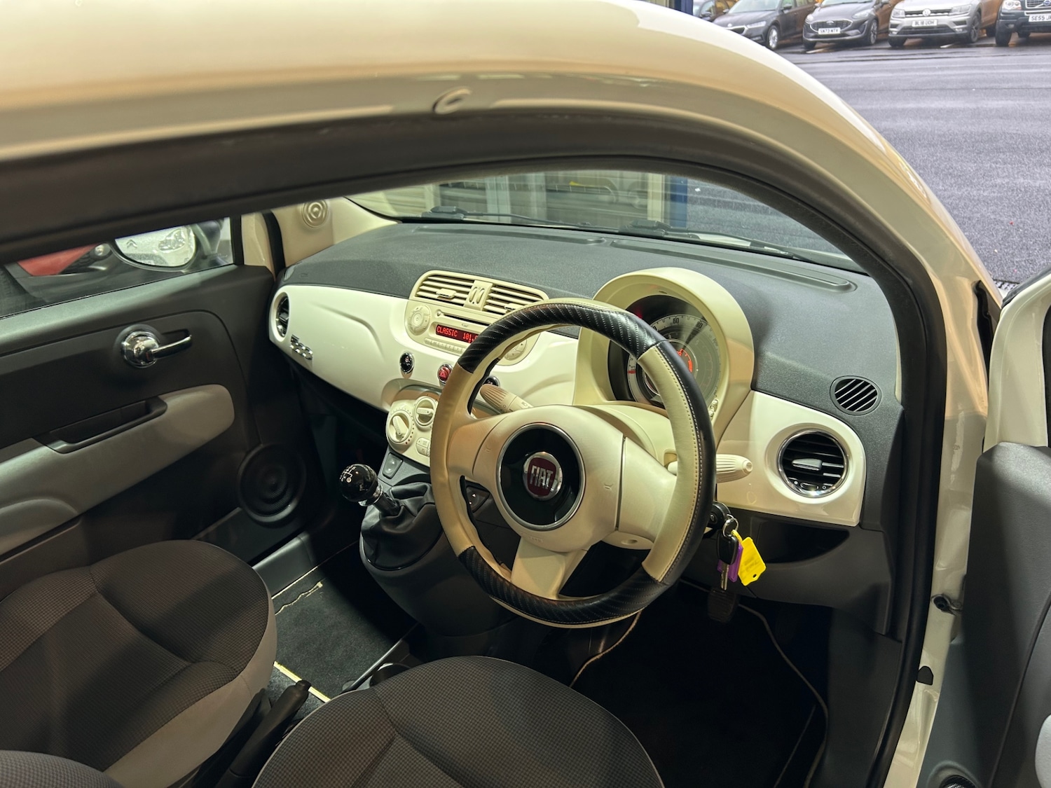 Used Fiat 500 2015 for sale - 77465847: Photo 9