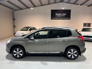 Used Peugeot 2008 2015 for sale - 77735906: Photo