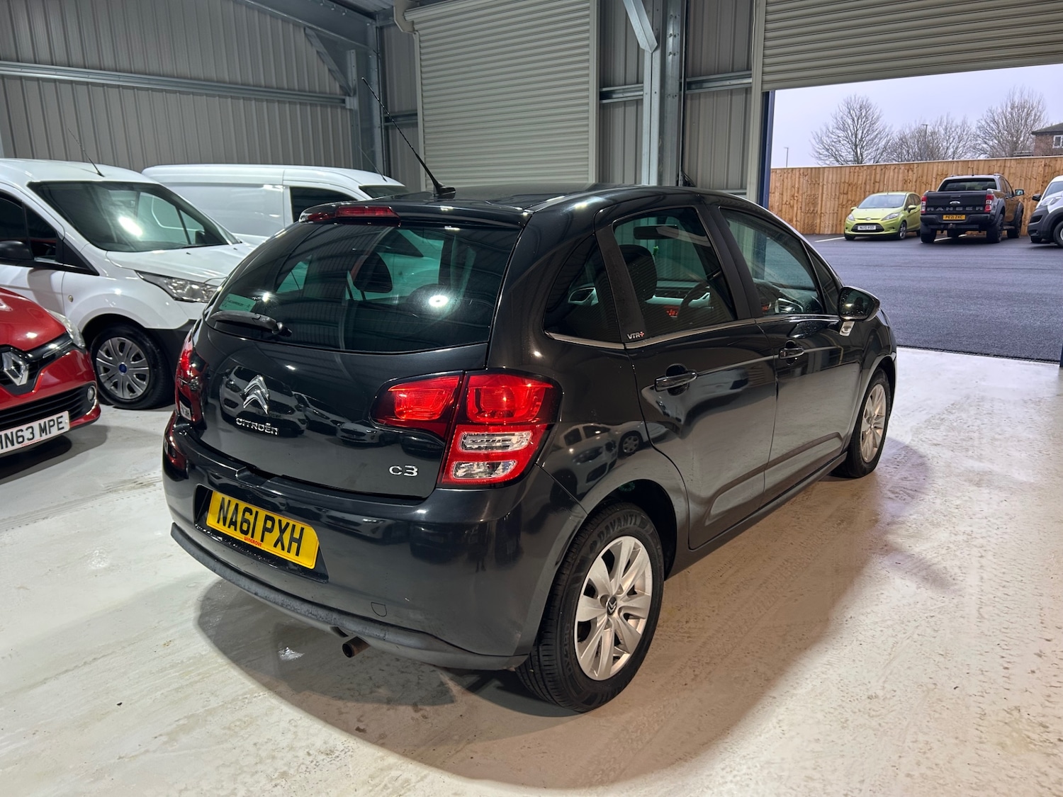 Used Citroen C3 2011 for sale - 77283702: Photo 3