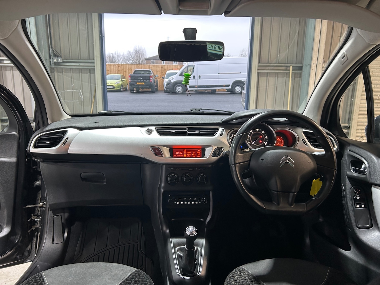 Used Citroen C3 2011 for sale - 77283702: Photo 9