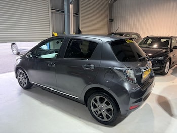 Used Toyota Yaris 2013 for sale - 78708779: Photo