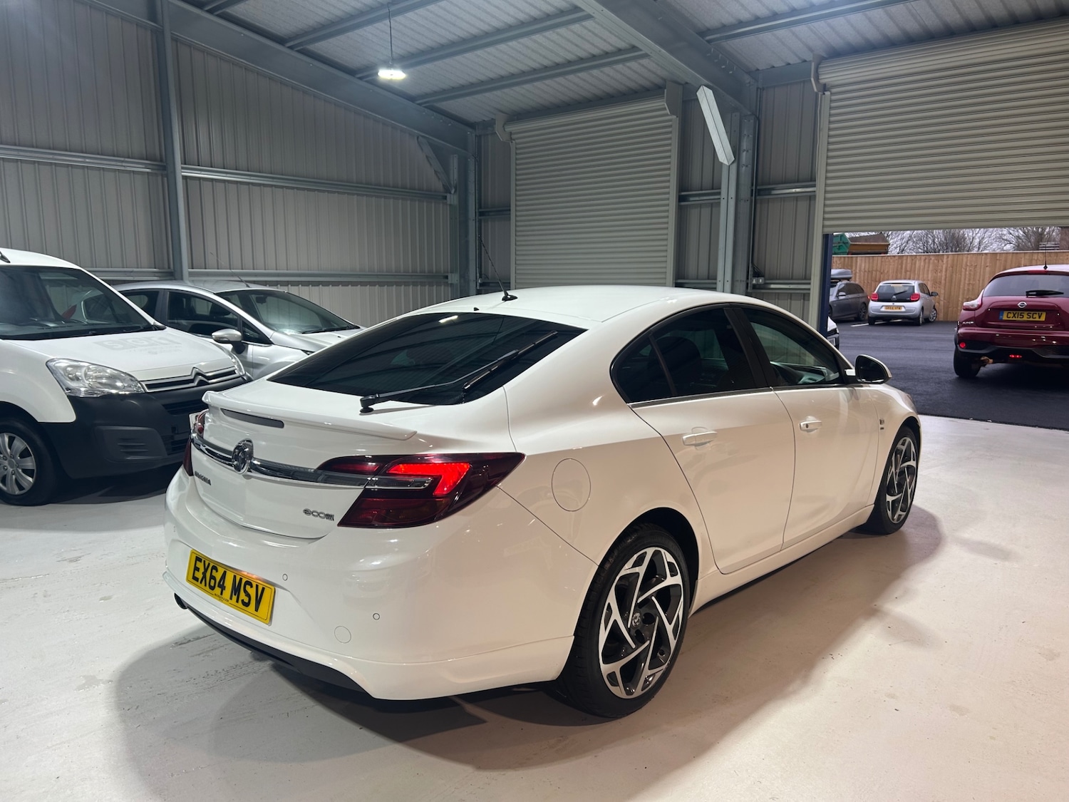 Used Vauxhall Insignia 2014 for sale - 77418409: Photo 5