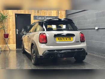 Used MINI Hatch 2021 for sale - 77314731: Photo
