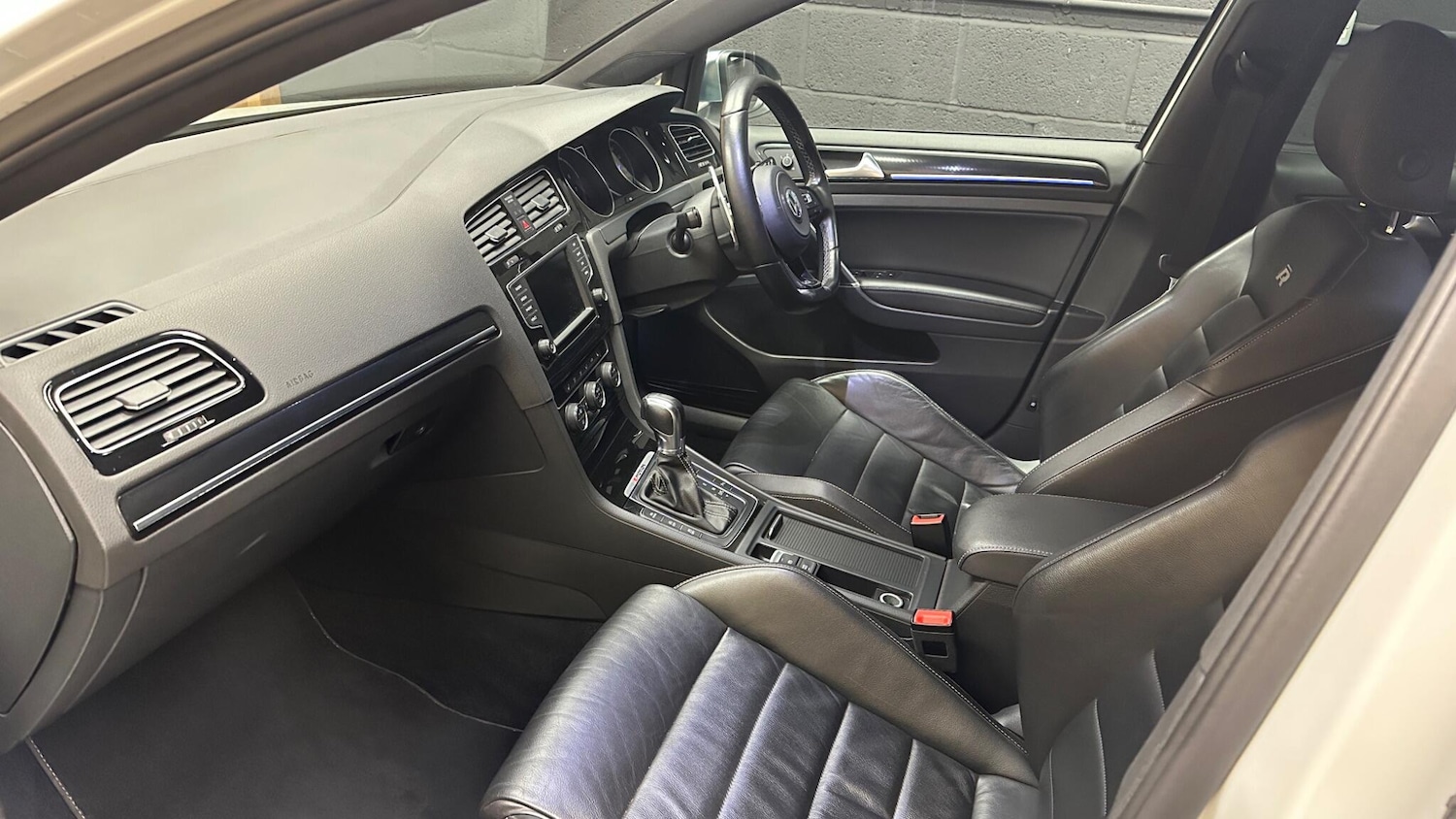 Used Volkswagen Golf for sale - 78116601: Photo 42