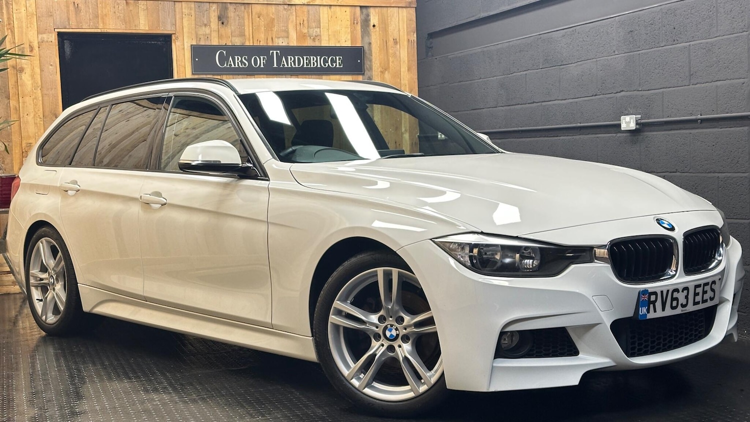 Used BMW 3 Series 2013 for sale - 76315149: Photo 2