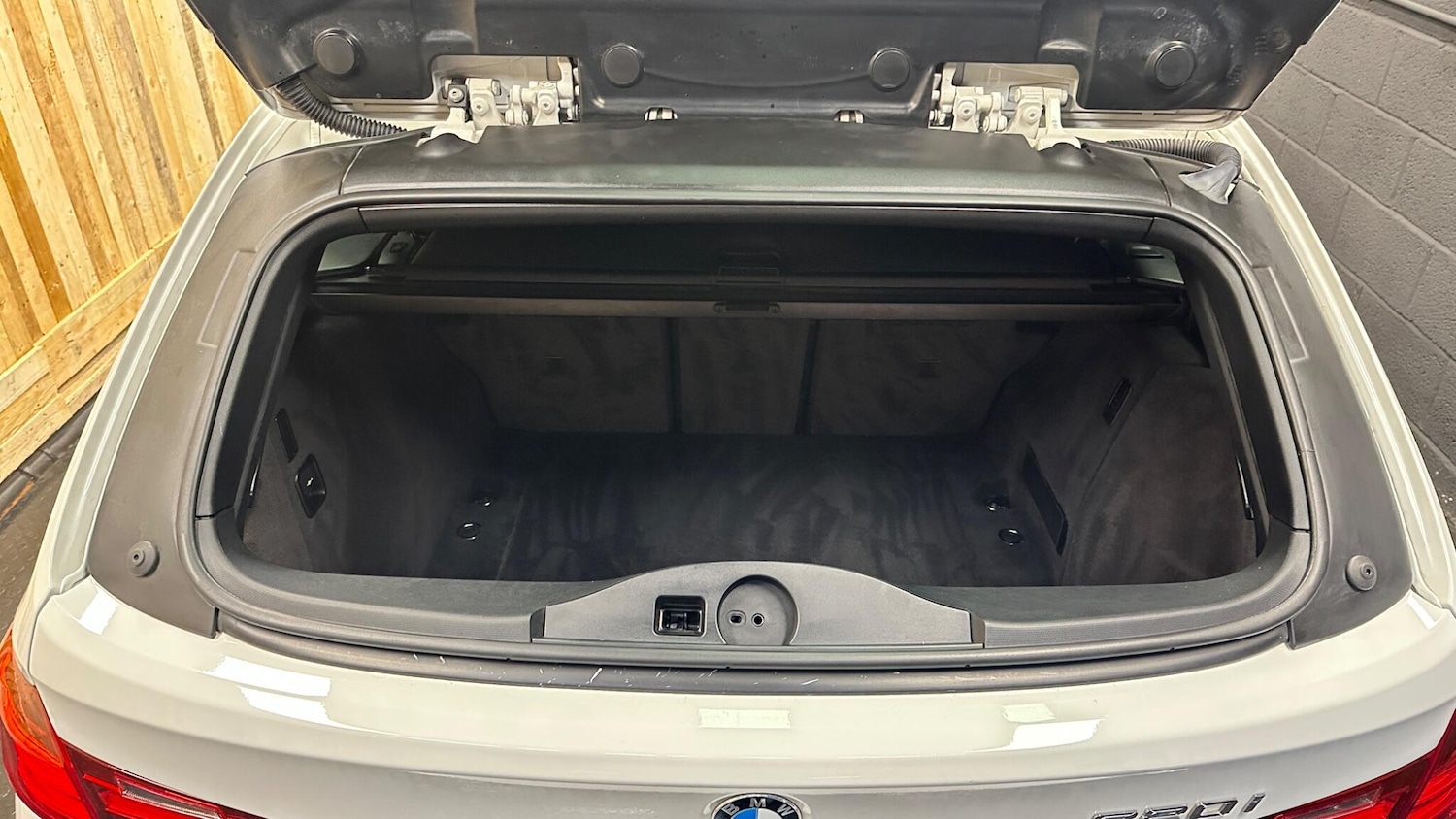 Used BMW 3 Series 2013 for sale - 76315149: Photo 44