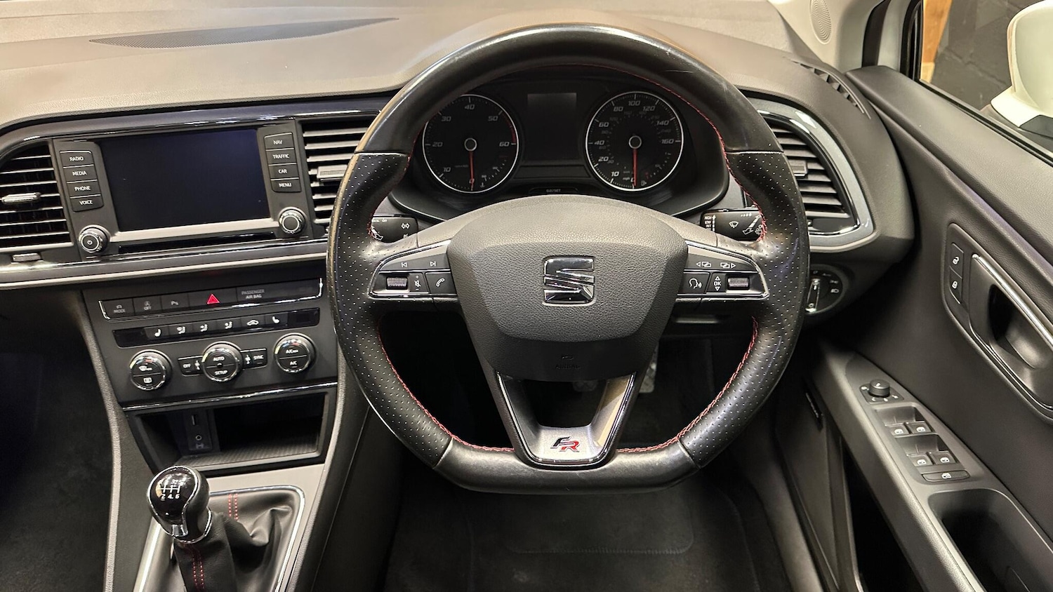 Used SEAT Leon 2016 for sale - 77130628: Photo 41