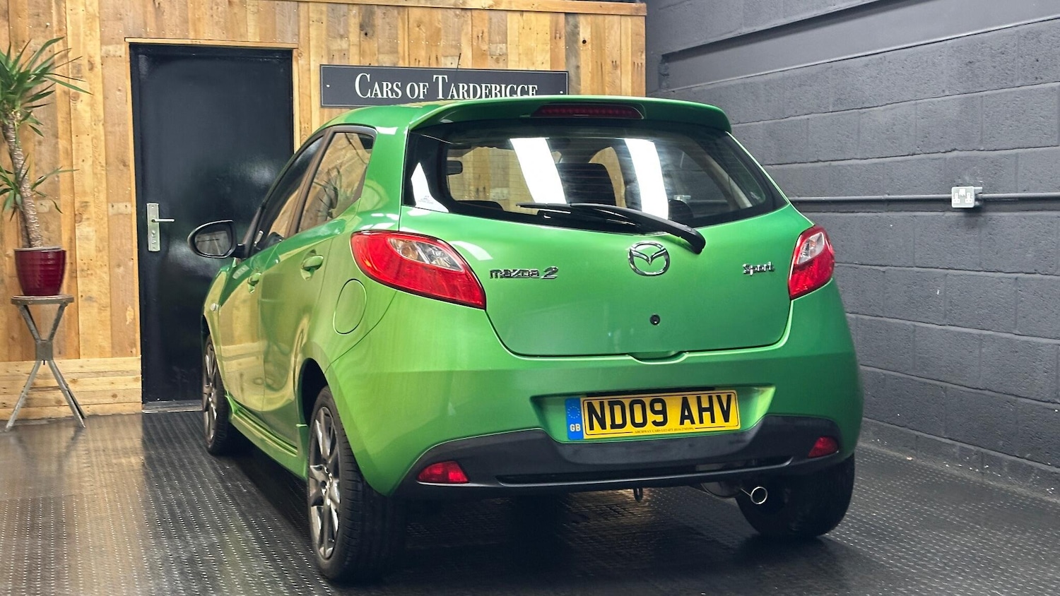 Used Mazda Mazda2 2009 for sale - 77229315: Photo 4