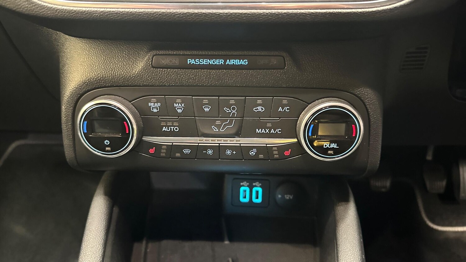 Used Ford Focus 2021 for sale - 76246665: Photo 31
