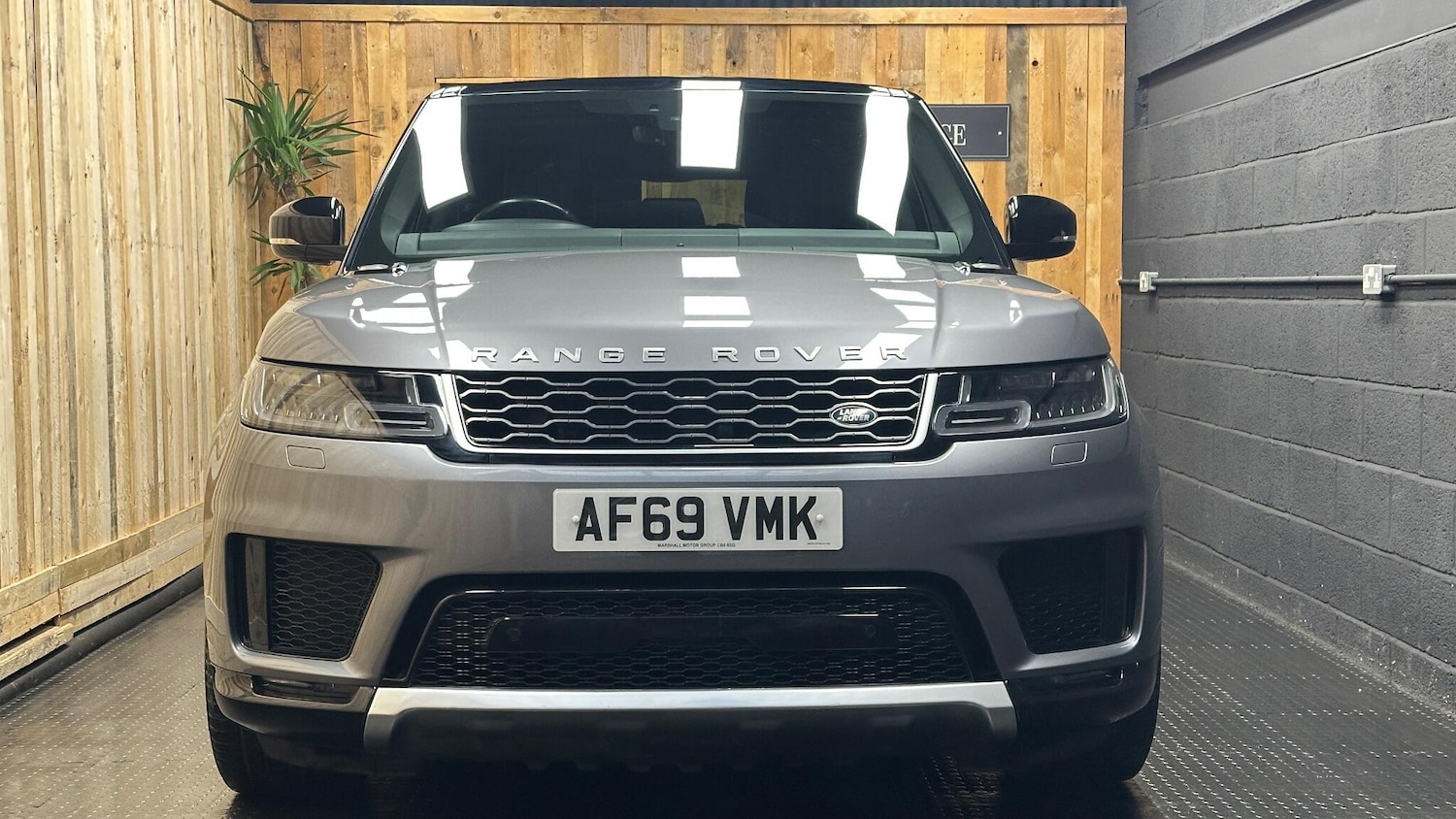 Used Land Rover Range Rover Sport 2020 for sale - 76926064: Photo 2