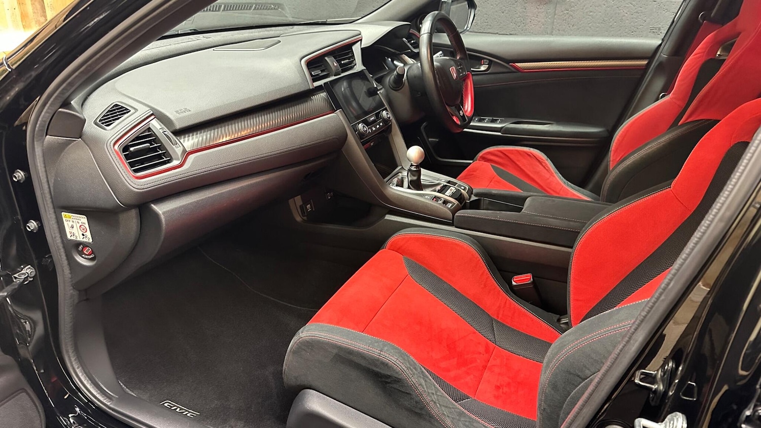 Used Honda Civic 2018 for sale - 76377744: Photo 29