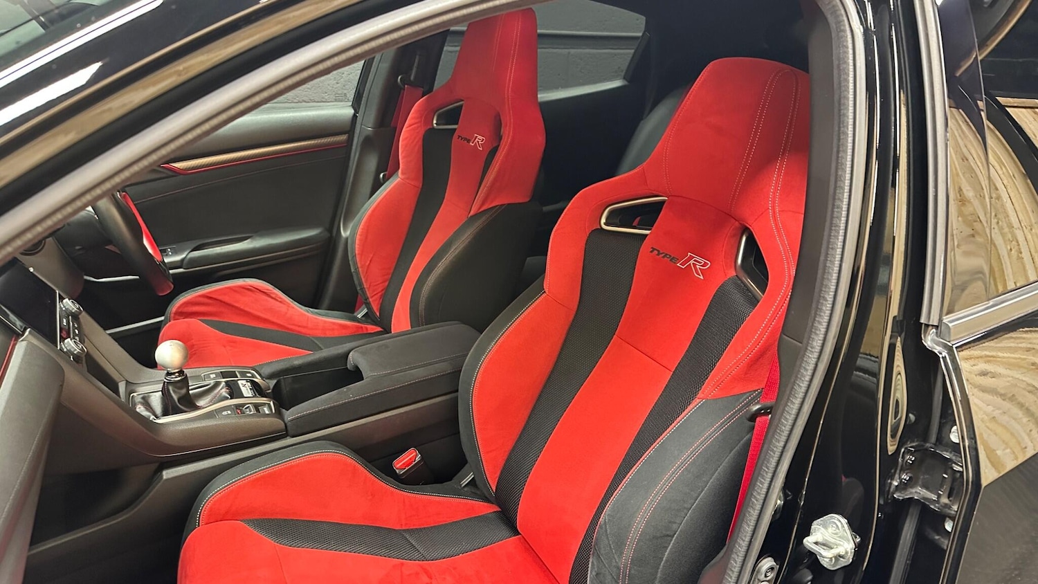 Used Honda Civic 2018 for sale - 76377744: Photo 31