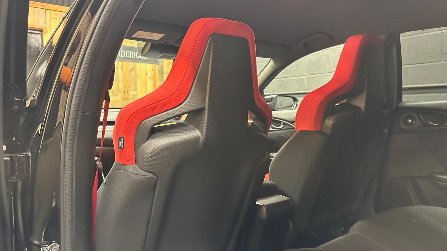 Used Honda Civic 2018 for sale - 76377744: Photo 40