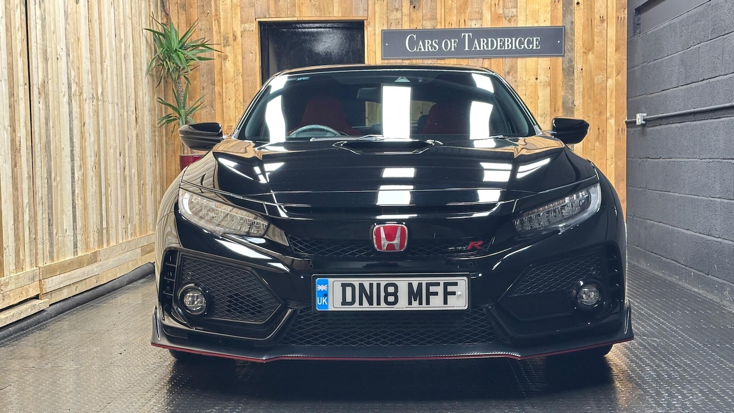 Used Honda Civic 2018 for sale - 76377744: Photo 5