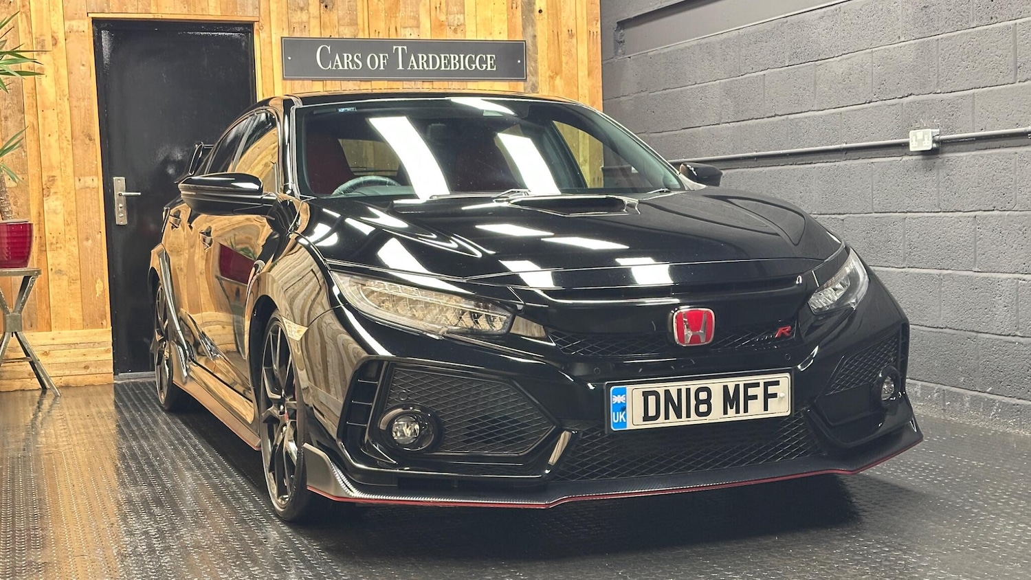 Used Honda Civic 2018 for sale - 76377744: Photo 6