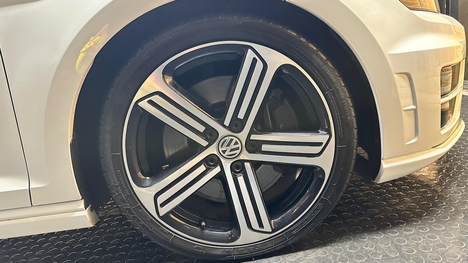 Used Volkswagen Golf 2016 for sale - 76512828: Photo 19