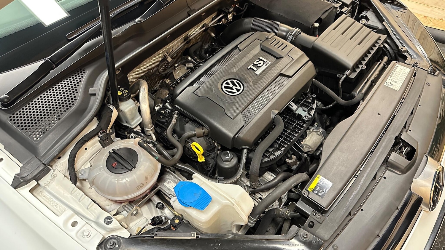 Used Volkswagen Golf 2016 for sale - 76512828: Photo 41