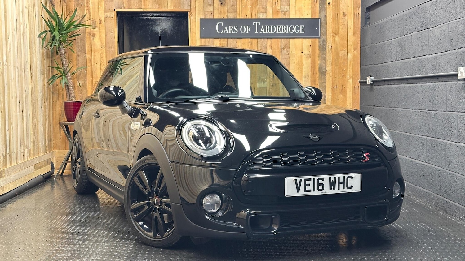 Used MINI Hatch 2016 for sale - 76269645: Photo 1