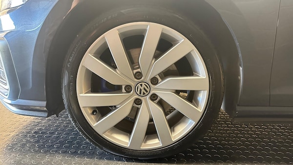 Used Volkswagen Golf 2017 for sale - 76031414: Photo 20