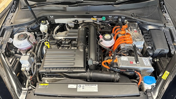 Used Volkswagen Golf 2017 for sale - 76031414: Photo 22