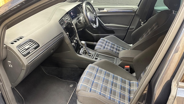 Used Volkswagen Golf 2017 for sale - 76031414: Photo 28