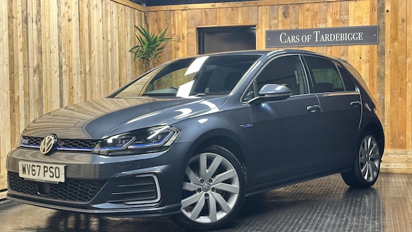 Used Volkswagen Golf 2017 for sale - 76031414: Photo 4