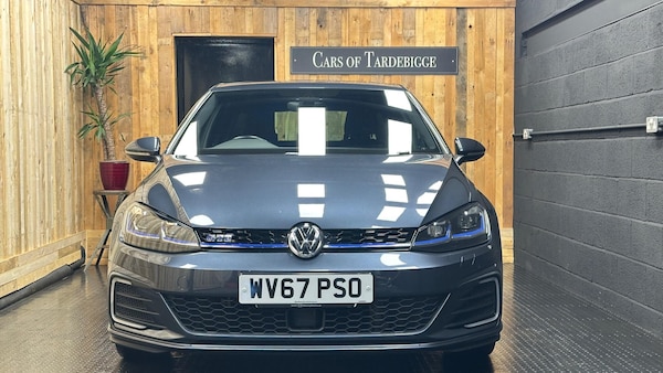 Used Volkswagen Golf 2017 for sale - 76031414: Photo 5