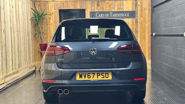 Used Volkswagen Golf 2017 for sale - 76031414: Photo 8