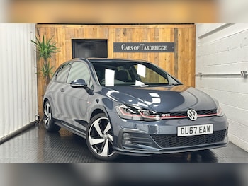 Used Volkswagen Golf 2017 for sale - 75839396: Photo