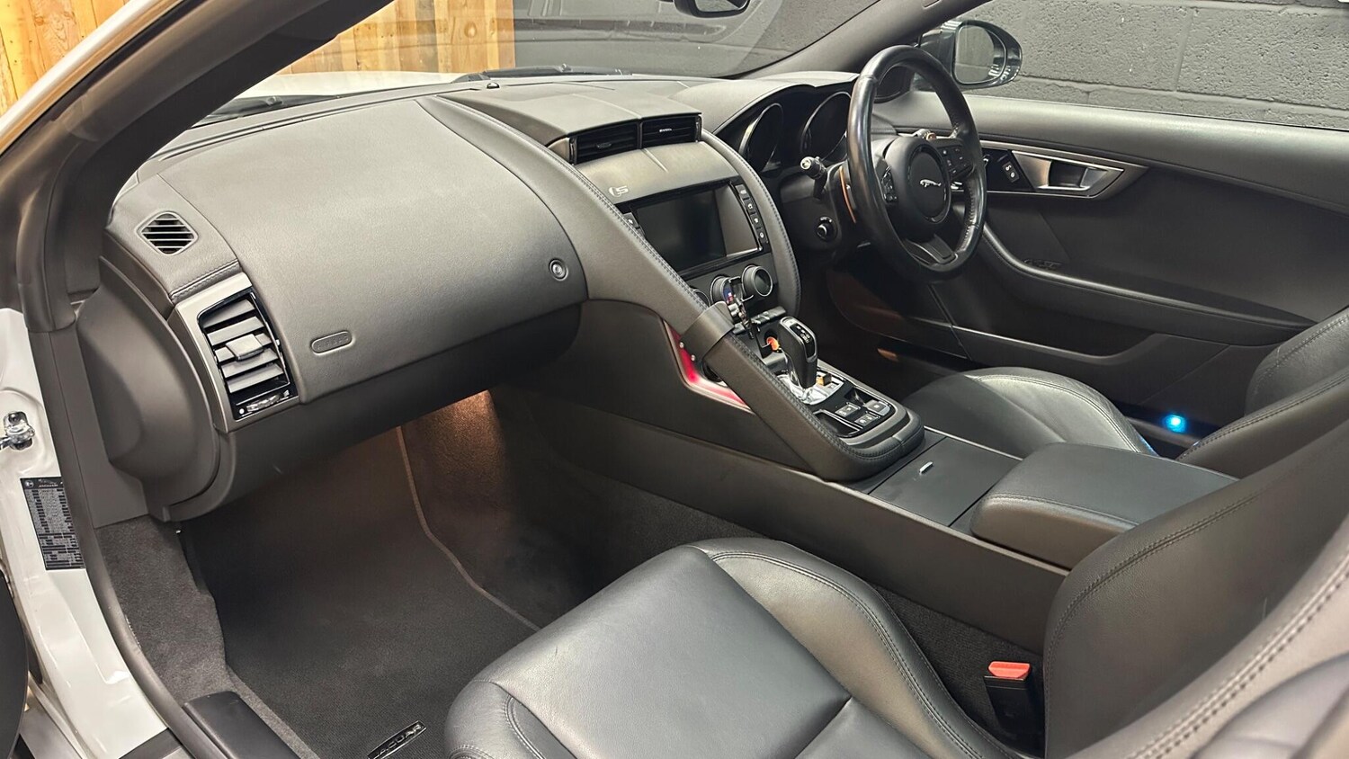 Used Jaguar F-Type for sale - 77970051: Photo 19