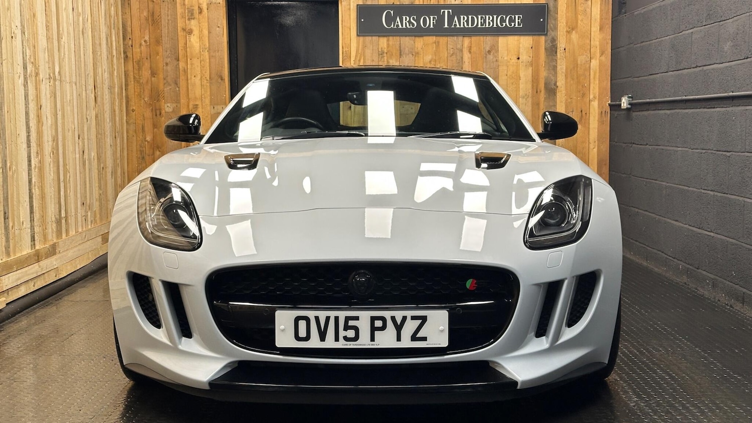 Used Jaguar F-Type for sale - 77970051: Photo 2