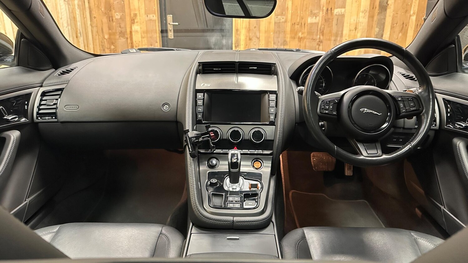 Used Jaguar F-Type for sale - 77970051: Photo 21