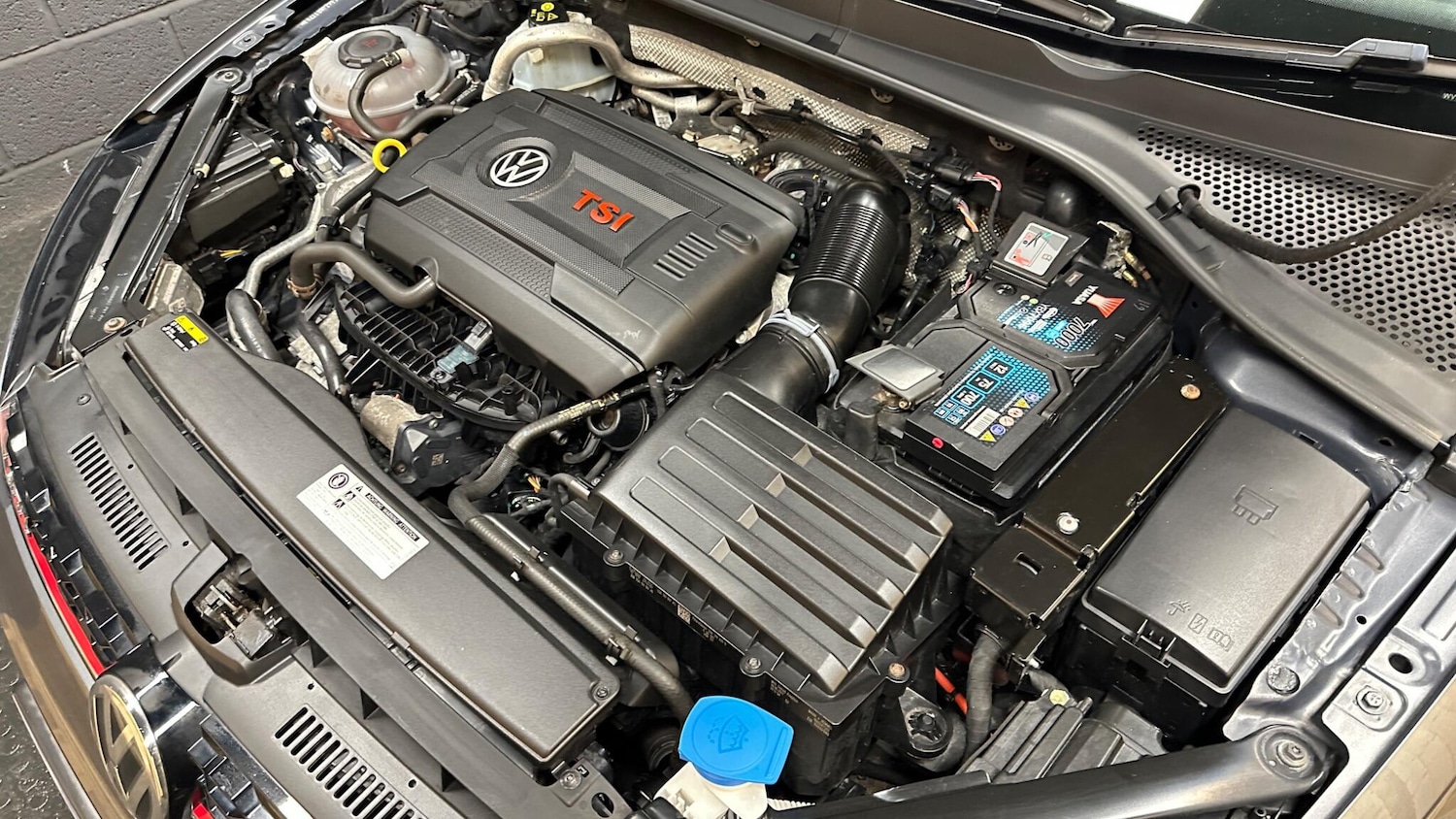 Used Volkswagen Golf 2017 for sale - 76592553: Photo 24