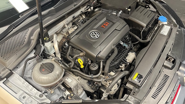 Used Volkswagen Golf 2016 for sale - 76072130: Photo 24