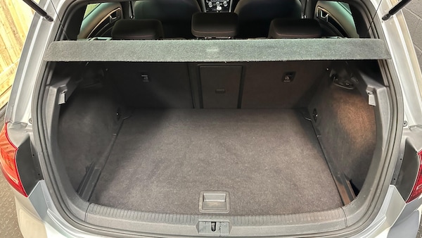 Used Volkswagen Golf 2016 for sale - 76072130: Photo 43