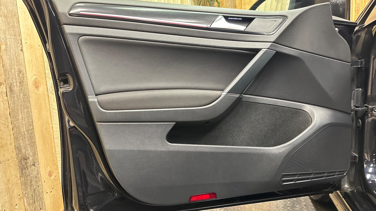 Used Volkswagen Golf 2016 for sale - 76370322: Photo 24