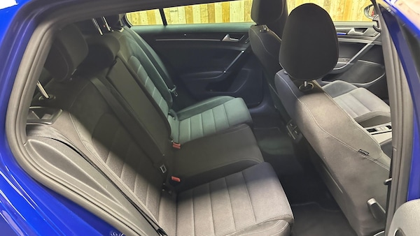 Used Volkswagen Golf 2017 for sale - 76095117: Photo 32