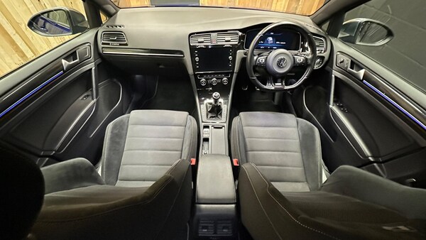 Used Volkswagen Golf 2017 for sale - 76095117: Photo 34
