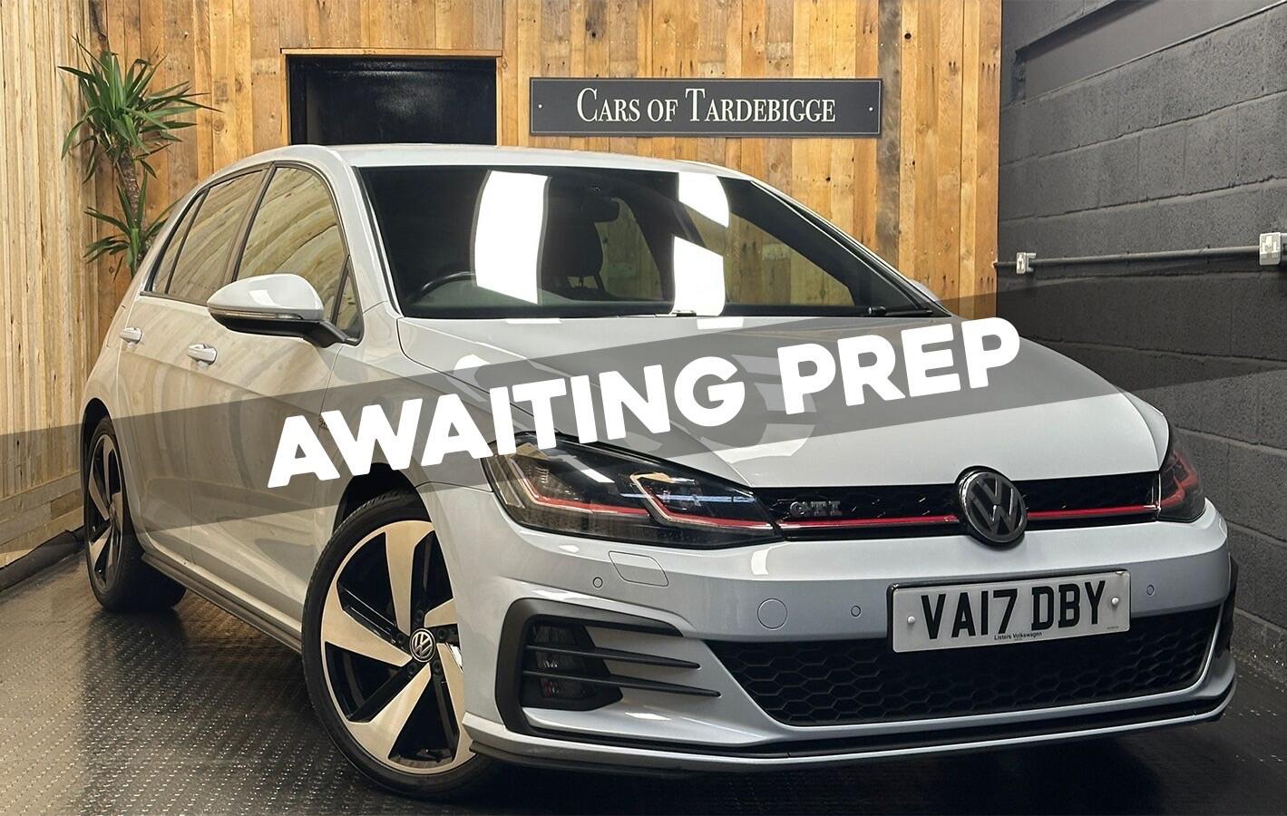 Used Volkswagen Golf 2017 for sale - 76865582: Photo 1