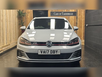 Used Volkswagen Golf 2017 for sale - 76865582: Photo