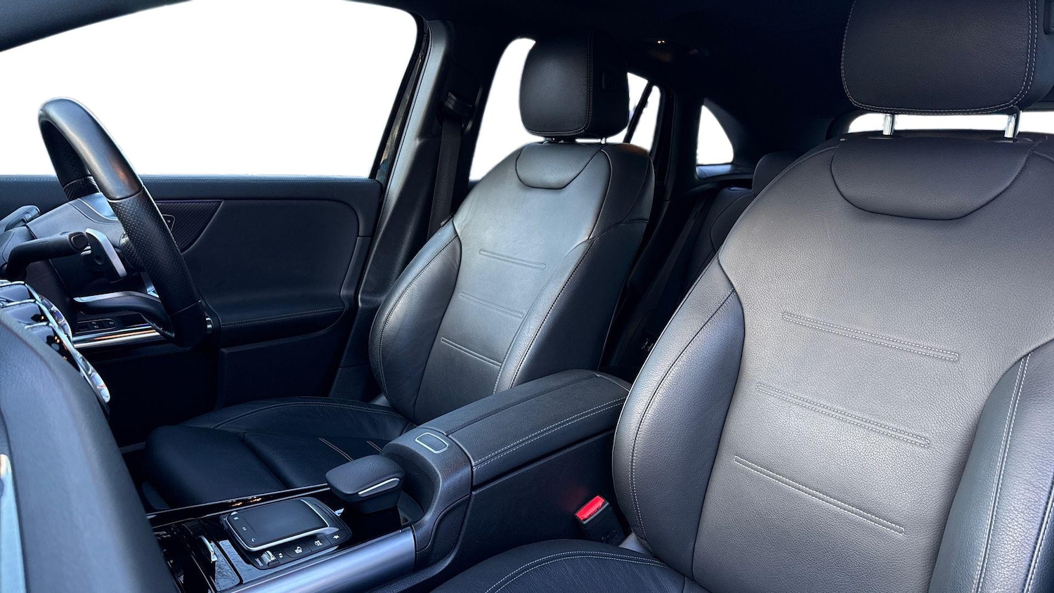 Used Mercedes-Benz GLA 2022 for sale - 77767113: Photo 11